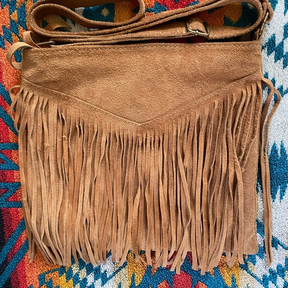 Brown/ tan suede fringe crossbody purse - Picture 4 of 6